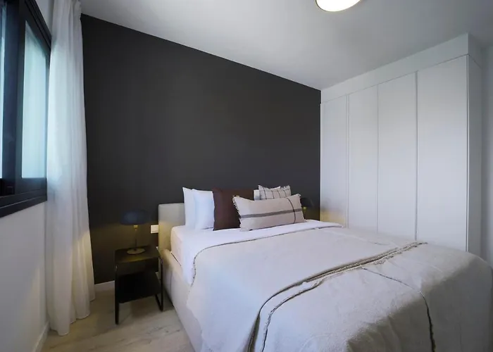 Rooftop Sunset Garden By Staycom