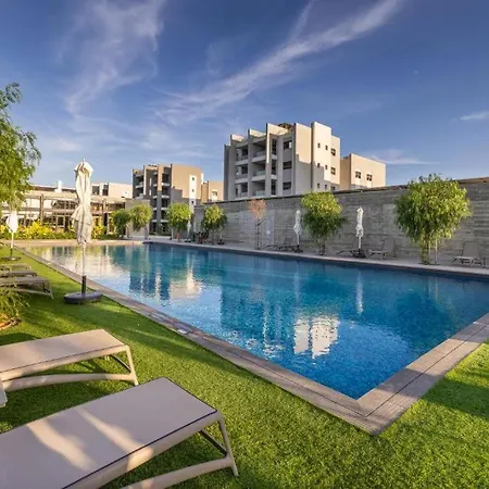 Rooftop Sunset Garden By Staycom * Pamboula