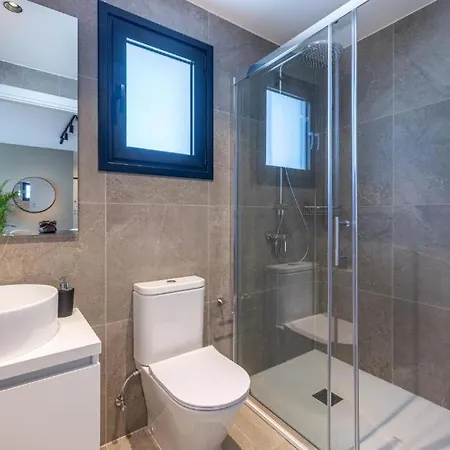 Rooftop Sunset Garden By Staycom * Pamboula