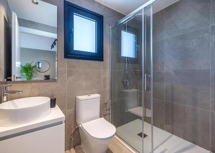 Rooftop Sunset Garden By Staycom * Pamboula